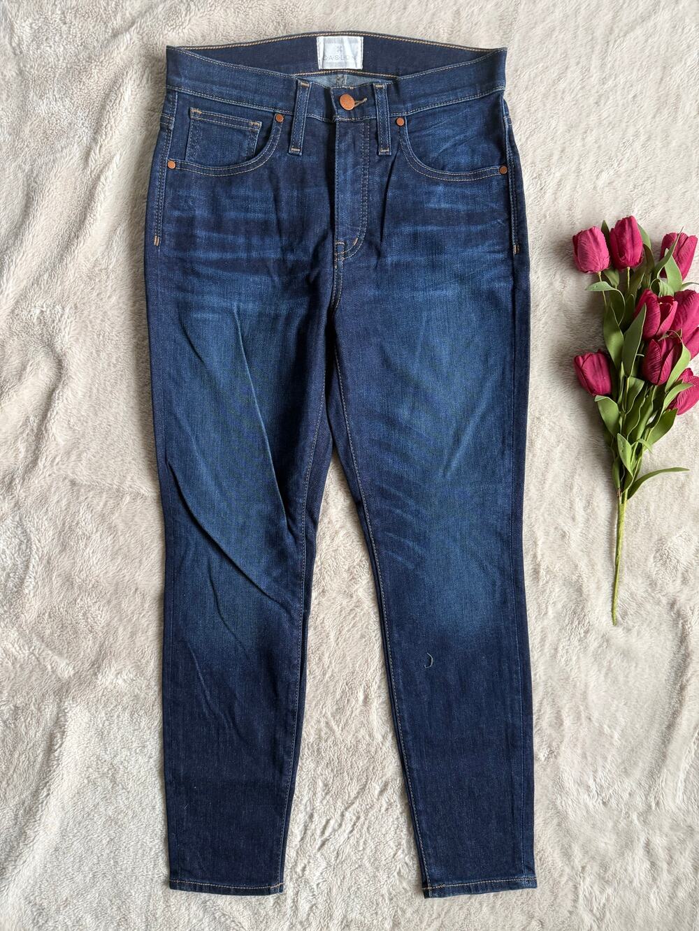 Caslon Dark Wash Skinny Jeans NWOT Size 27